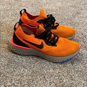 Boys Nike shoes size 3.5